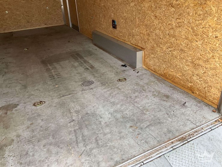 2015-wells-cargo-ew2024-20ft-t/a-enclosed-trailer-image-13