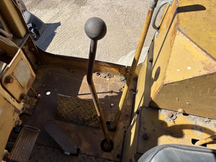 caterpillar-14e-image-50