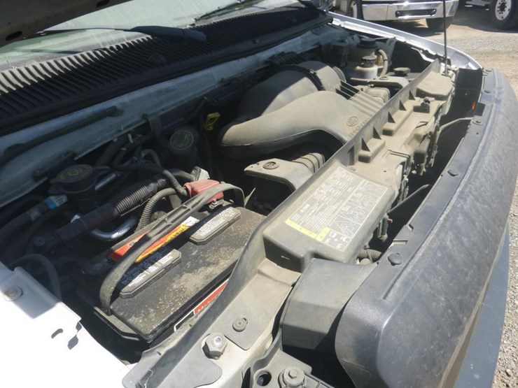 2008-ford-cargo-image-11