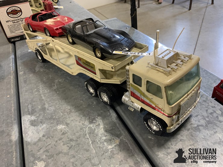 nylint-auto-transport-toy-truck-&-trailer-image-3