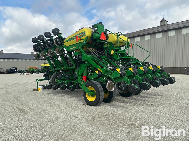 2018-john-deere-1795-image-7
