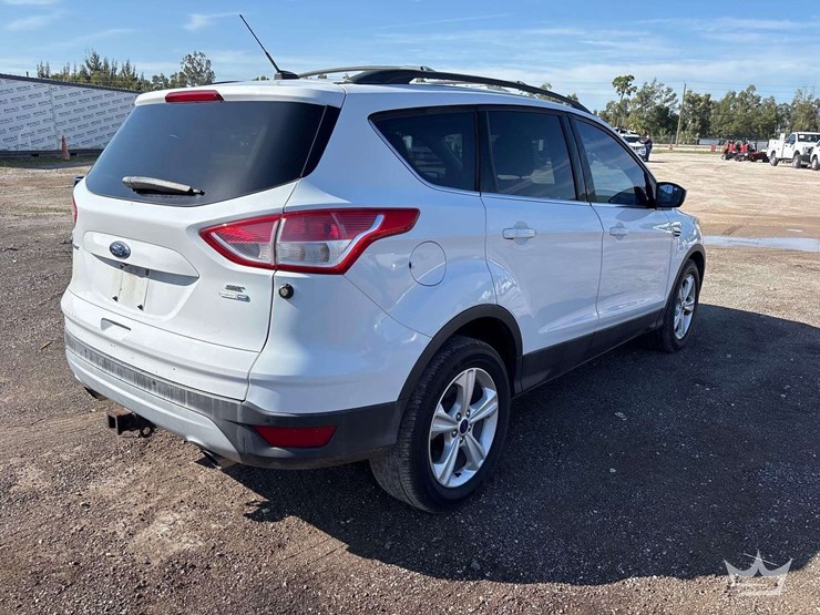 2016-ford-escape-image-3