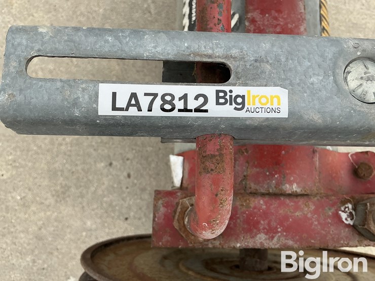 hutchinson-auger-image-12