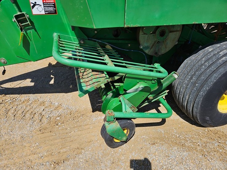 john-deere-100-image-17