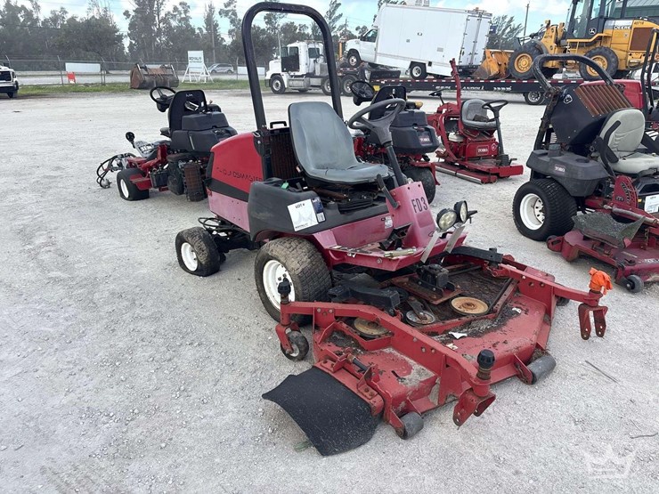 2015-toro-groundmaster-3280-d-4wd-72in.-commercial-rotary-mower-image-3
