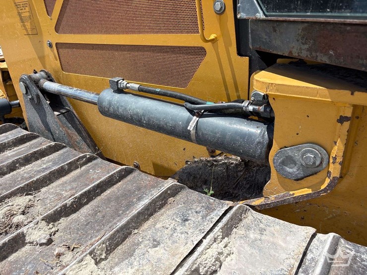 2018-deere-650k-image-15