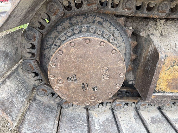 2014-caterpillar-336e-image-26