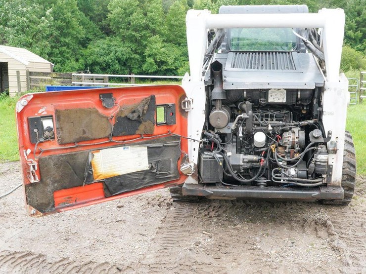 2015-bobcat-s650-image-51
