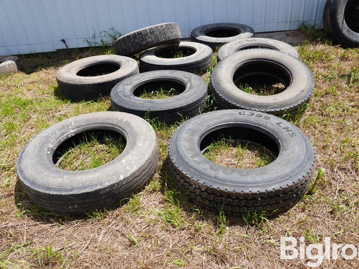11r22.5-tires-image-3
