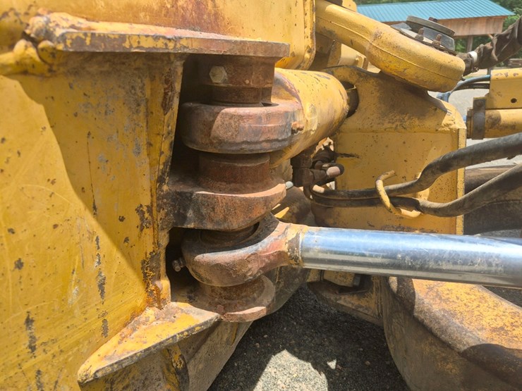 1998-deere-650g-image-25