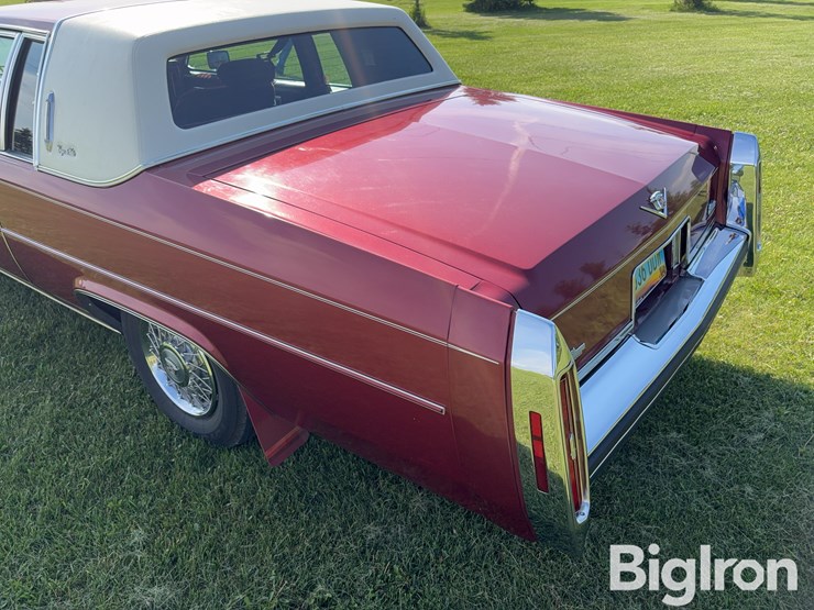 1983-cadillac-coupe-de-ville-2-door-coupe-image-18