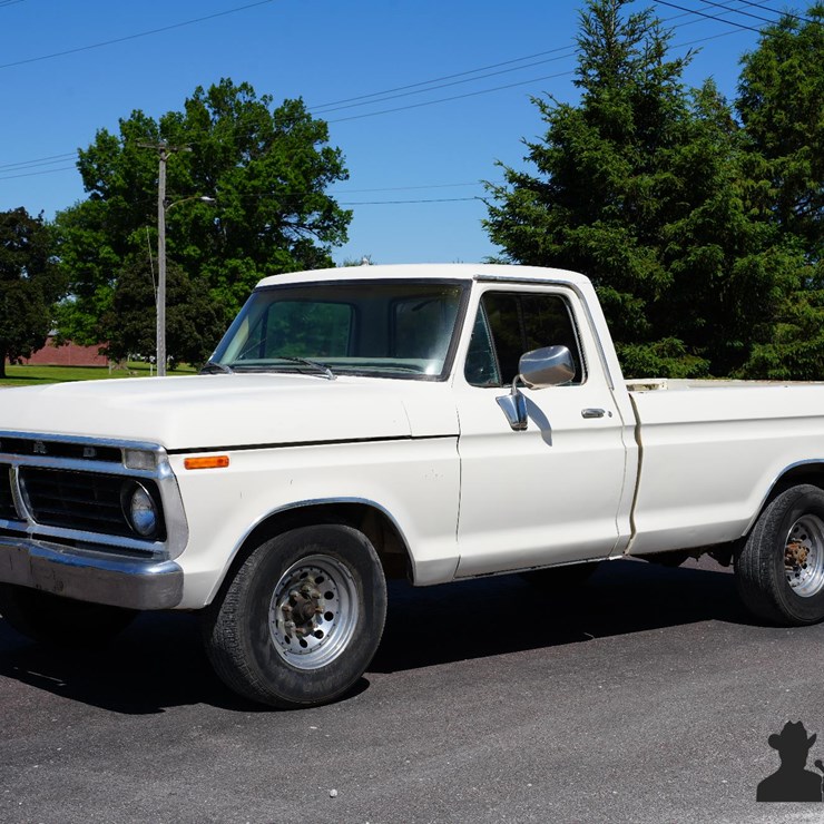 1975 FORD F250