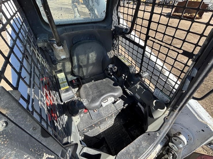 2019-bobcat-t770-image-21