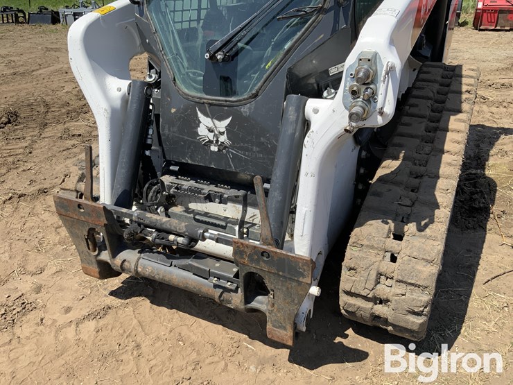 2023-bobcat-t76-image-11