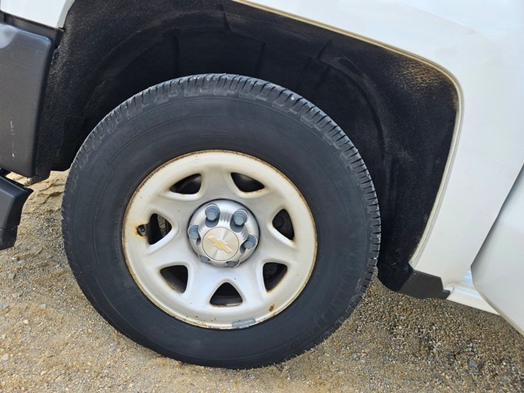 2018-chevrolet-2500-image-29