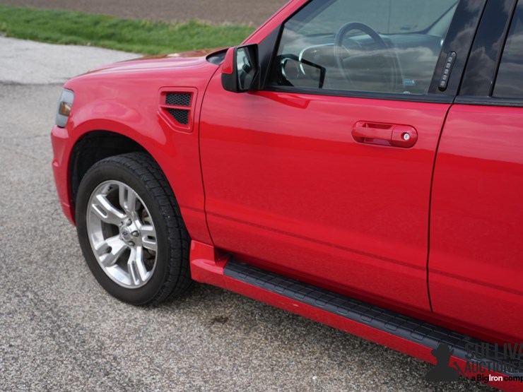 2009-ford-explorer-sport-trac-image-14