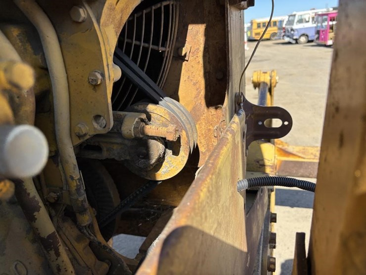caterpillar-14e-image-63