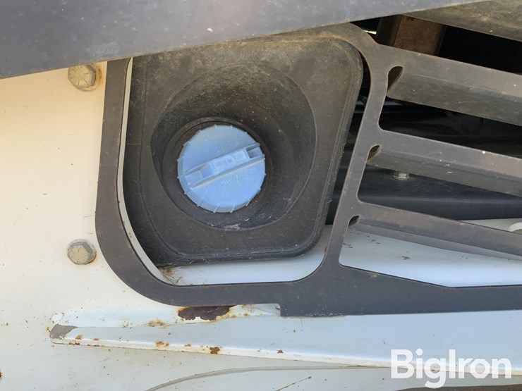 2019-bobcat-t770-image-12