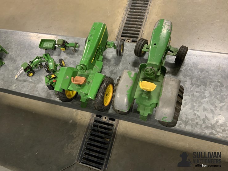 john-deere-toy-tractors-image-7