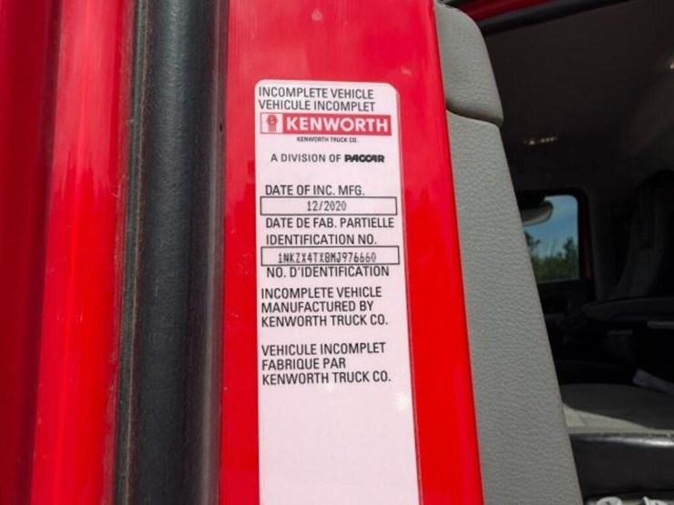 2021-kenworth-t880-image-9