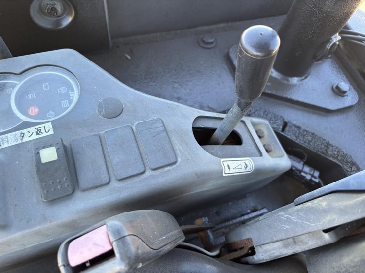 2018-caterpillar-303e-cr-image-31