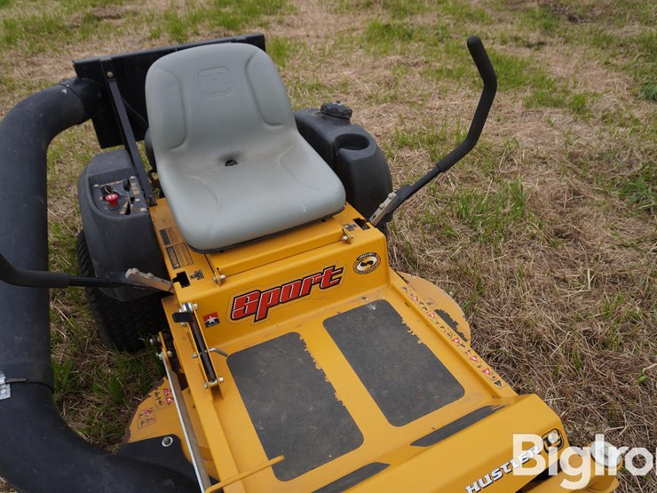 hustler-sport-929125-zero-turn-mower-w/42"-deck-image-20