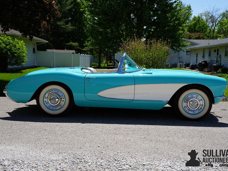 run-#99---1956-chevrolet-corvette-convertible-image-4