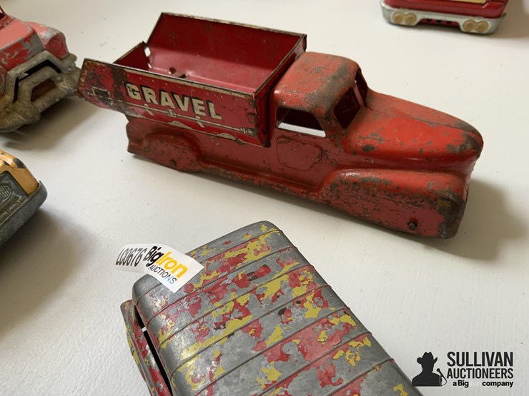 hubley-kiddie-toy-trucks-and-toys-image-5