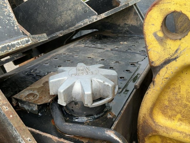 2007-deere-540g-iii-image-48