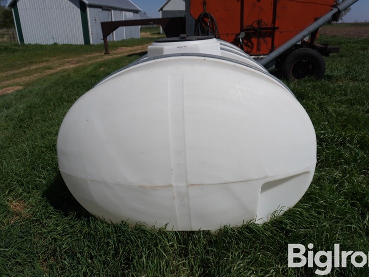 1250-gal-poly-tank-w/oval-tank-mount-brackets-image-2