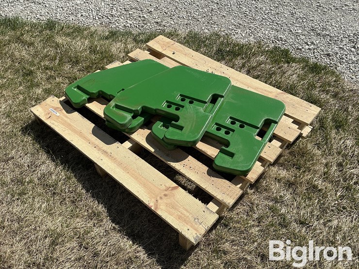john-deere-100lbs-front-tractor-weights-image-1
