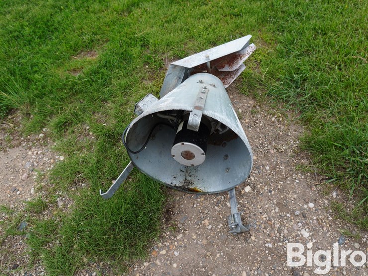 spread-all-110v-grain-spreader-image-2