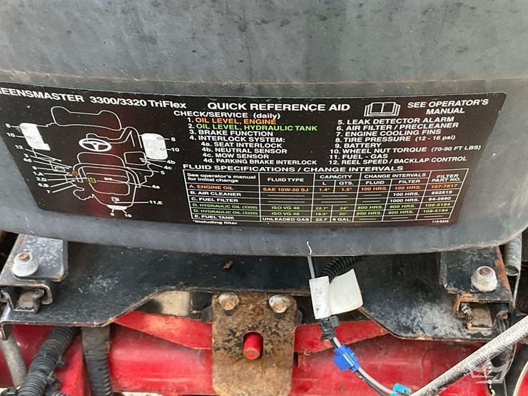 2015-toro-greensmaster-3300-triflex-commercial-greens-mower-image-25
