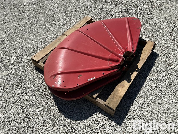 rear-tractor-fenders-image-3