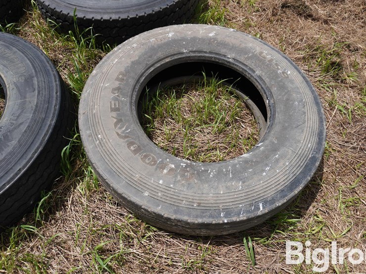 11r22.5-tires-image-16
