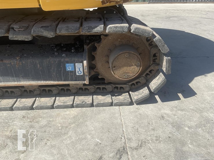 2022-deere-85g-image-9