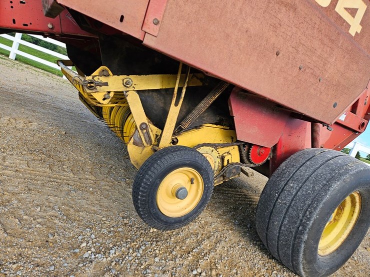 new-holland-664-image-26