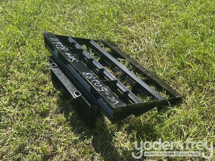 unused-sdlanch-land-levler-to-suit-mini-skidsteer-image-4