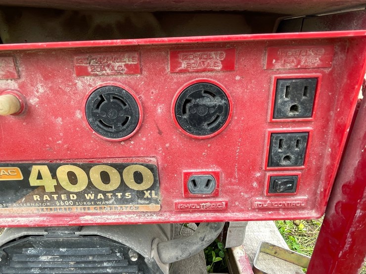 #4922-•-general-4000xl-gas-generator-image-6