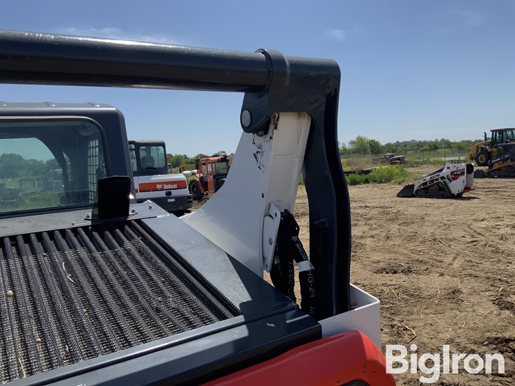 2023-bobcat-t76-image-19
