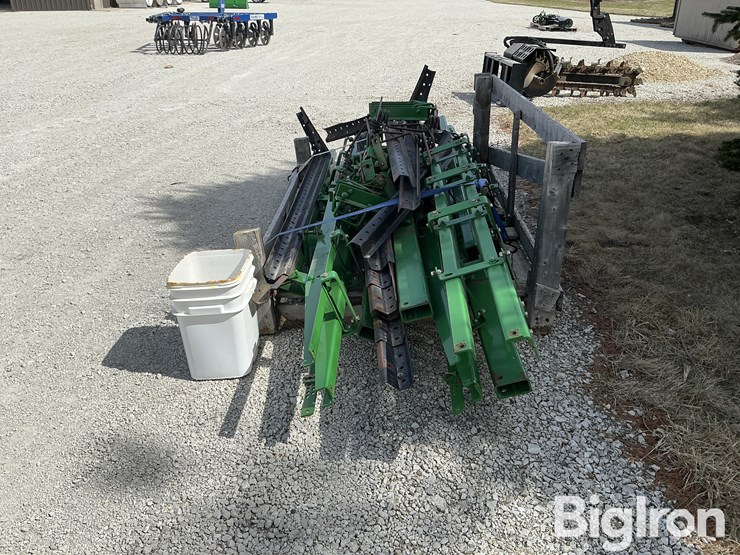john-deere-726-image-8