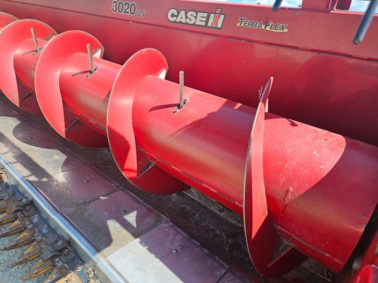 case-ih-3020-image-23