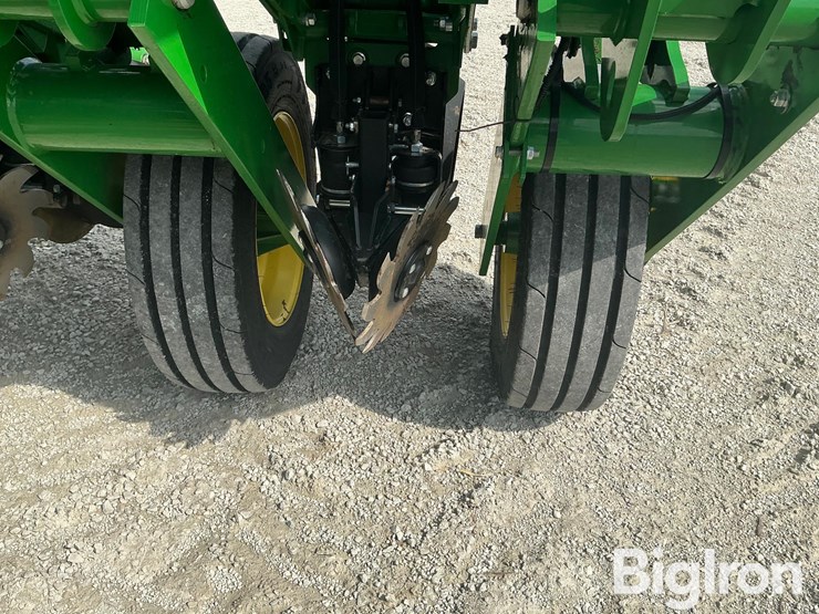 2022-john-deere-1775nt-image-12
