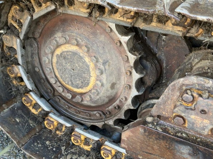 2004-deere-700h-lgp-image-51