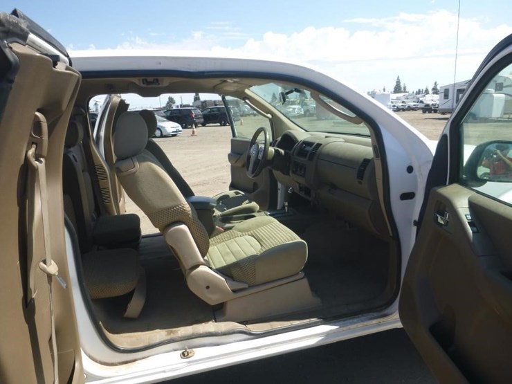 2006-nissan-frontier-image-6