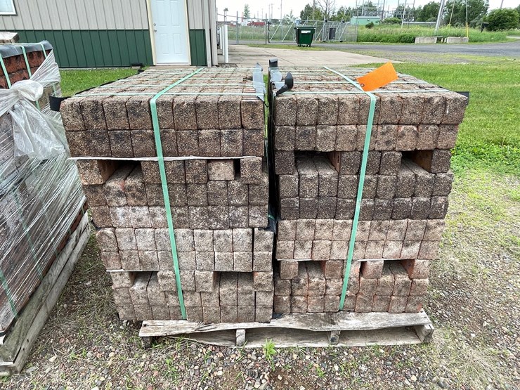 #4959-•-pallet-of-bricks-image-2