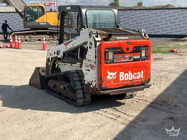 2020-bobcat-t450-image-4