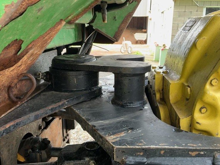 2007-deere-540g-iii-image-36
