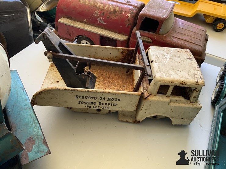structo-&-nylint-toys-image-4