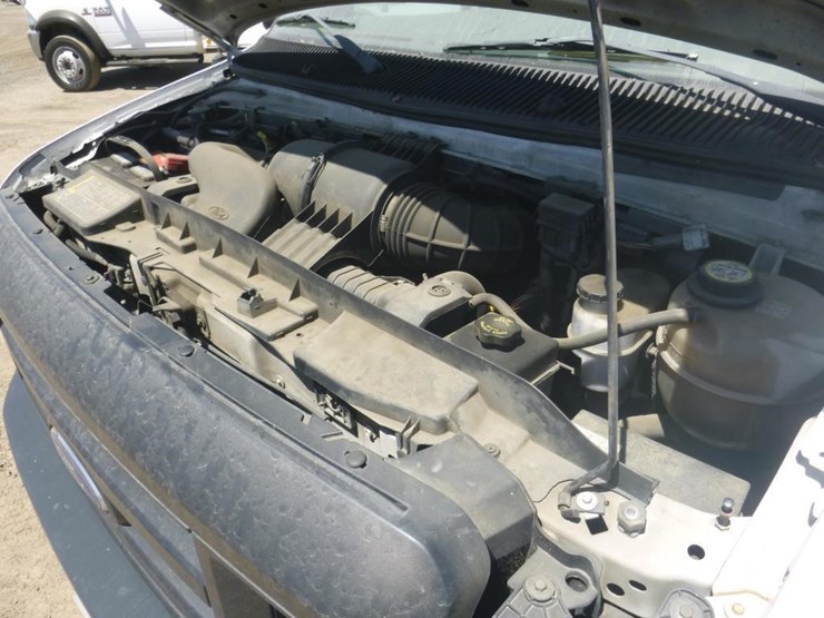 2008-ford-cargo-image-10